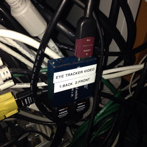 File:Eyetracker connections3.jpg